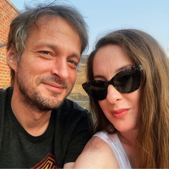 Meet your Posher, Holly - Picture 1 of 2